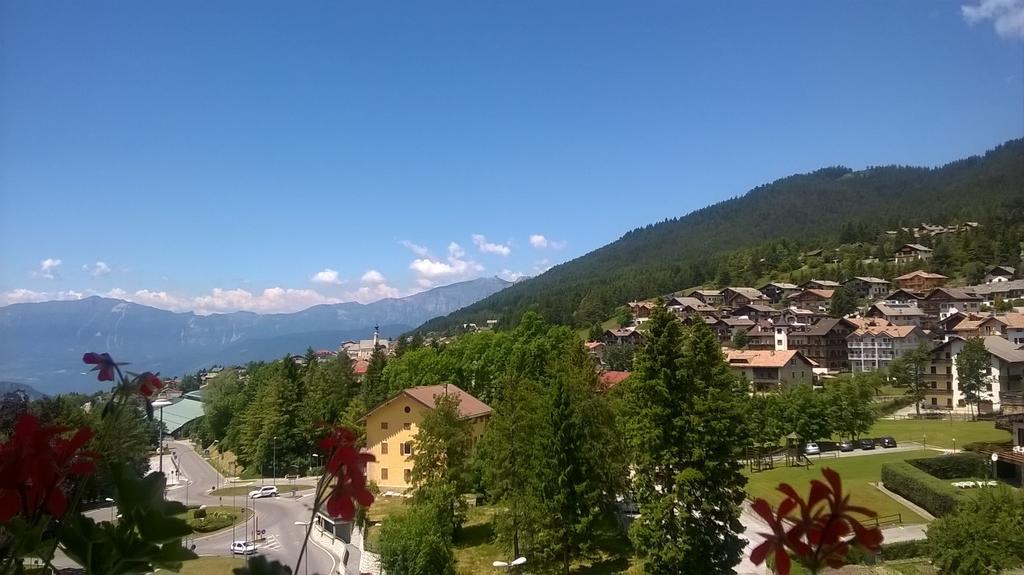 Park Hotel Miramonti Folgaria Eksteriør bilde