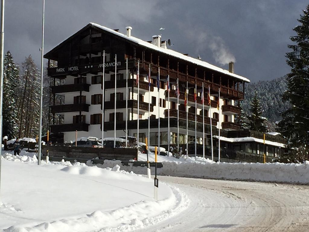 Park Hotel Miramonti Folgaria Eksteriør bilde